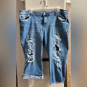 MAURICE’s women’s boyfriend jeans size 24